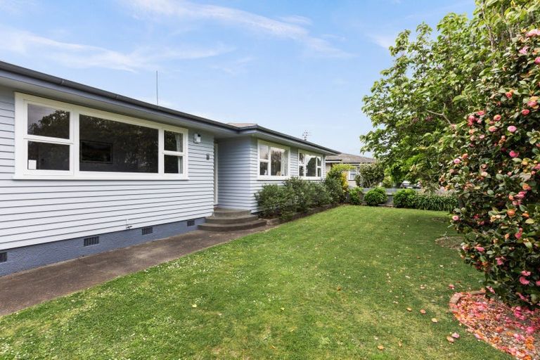 Photo of property in 10 Hitchings Avenue, Onekawa, Napier, 4110