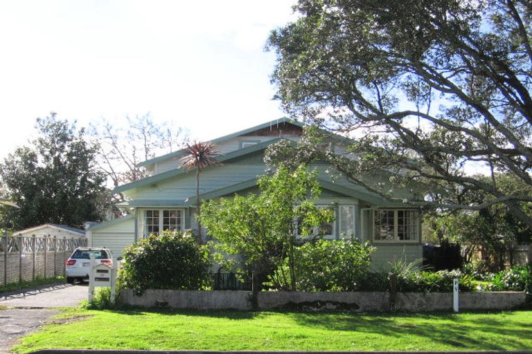 Photo of property in 16 Oranga Road, Kensington, Whangarei, 0112