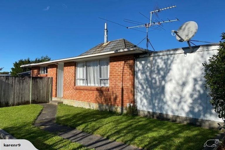 Photo of property in 2/13 William Booth Grove, Trentham, Upper Hutt, 5018