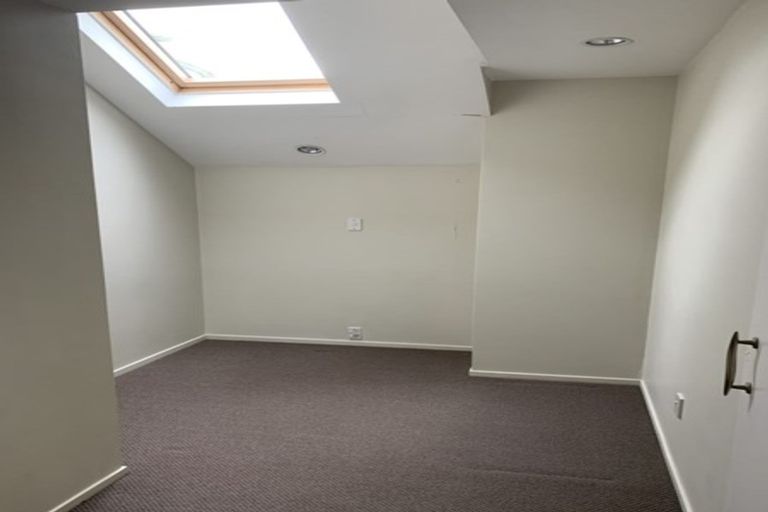 Photo of property in 1/25 Belmont Terrace, Milford, Auckland, 0620