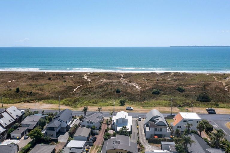 Photo of property in 960a Papamoa Beach Road, Papamoa Beach, Papamoa, 3118