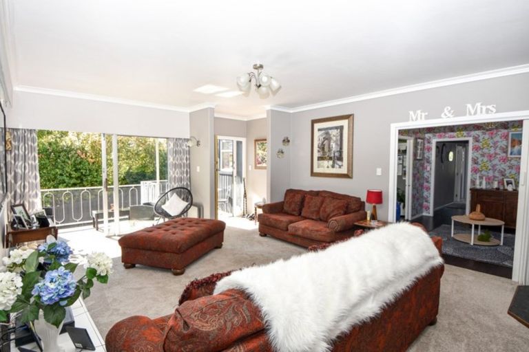 Photo of property in 2 Rahiwi Place, Lansdowne, Masterton, 5810