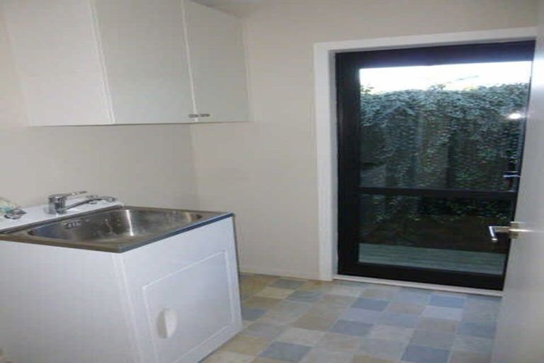 Photo of property in 15 Auburn Avenue, Upper Riccarton, Christchurch, 8041