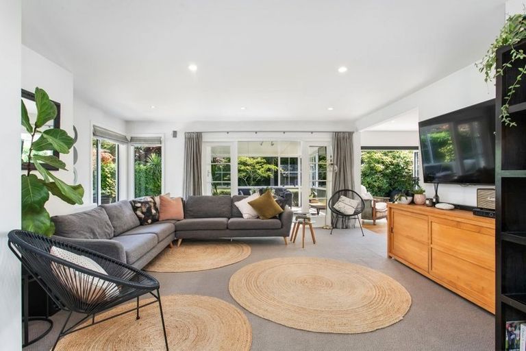 Photo of property in 21 Braithwaite Street, Ilam, Christchurch, 8041