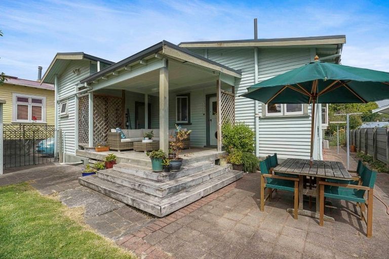 Photo of property in 12 Taniwha Street, Frankton, Hamilton, 3204