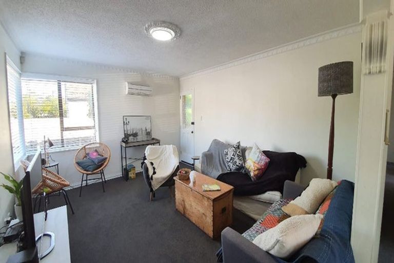 Photo of property in 1/68 Abberley Crescent, St Albans, Christchurch, 8014