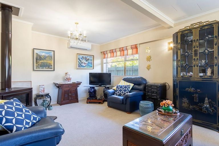 Photo of property in 52 Andrew Street, Waikanae, 5036