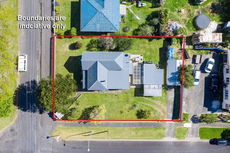 Photo of property in 14 Featon Road, Waihi, 3610