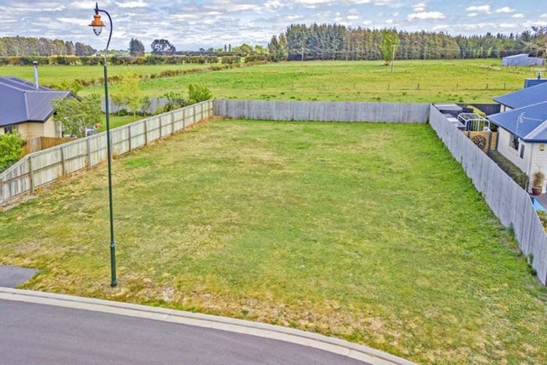 Photo of property in 18 Cassini Place, Leeston, 7632