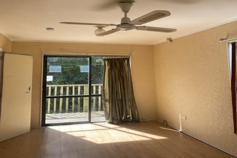 Photo of property in 82 Reynolds Street, Taita, Lower Hutt, 5011