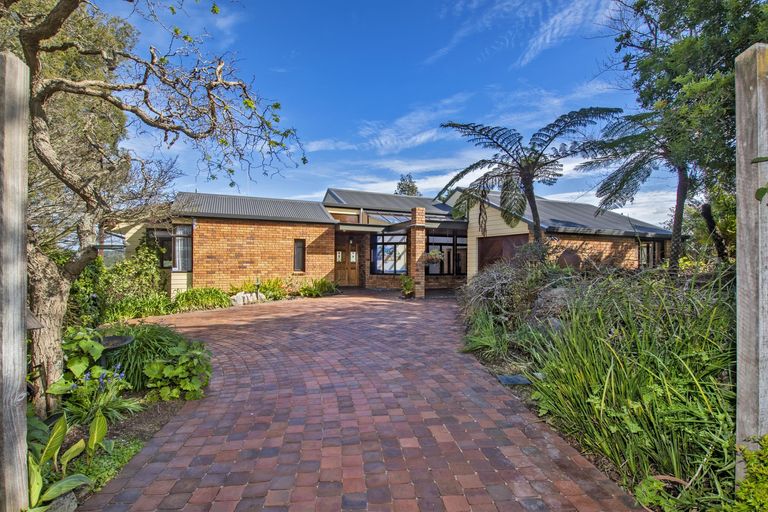 Photo of property in 68 Ngahere Drive, Horahora, Whangarei, 0110