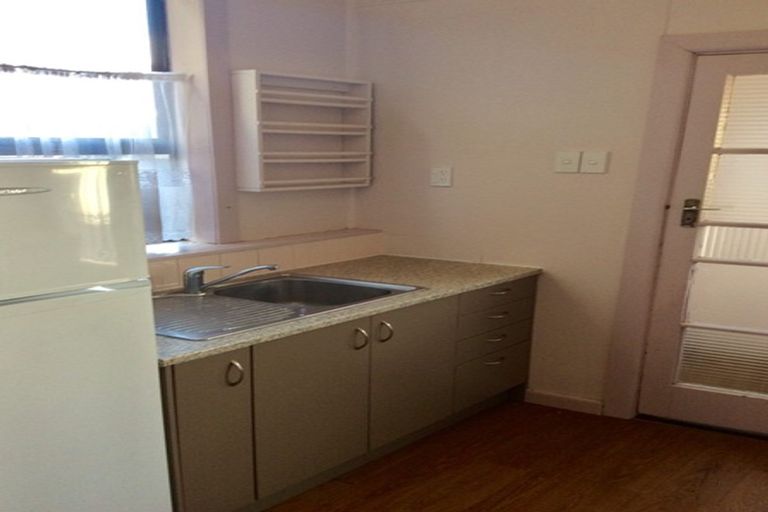 Photo of property in 165a Peverel Street, Riccarton, Christchurch, 8041