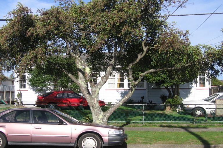 Photo of property in 1 Macky Street, Taita, Lower Hutt, 5011