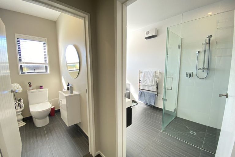 Photo of property in 107 Shillingford Boulevard, Rolleston, 7615