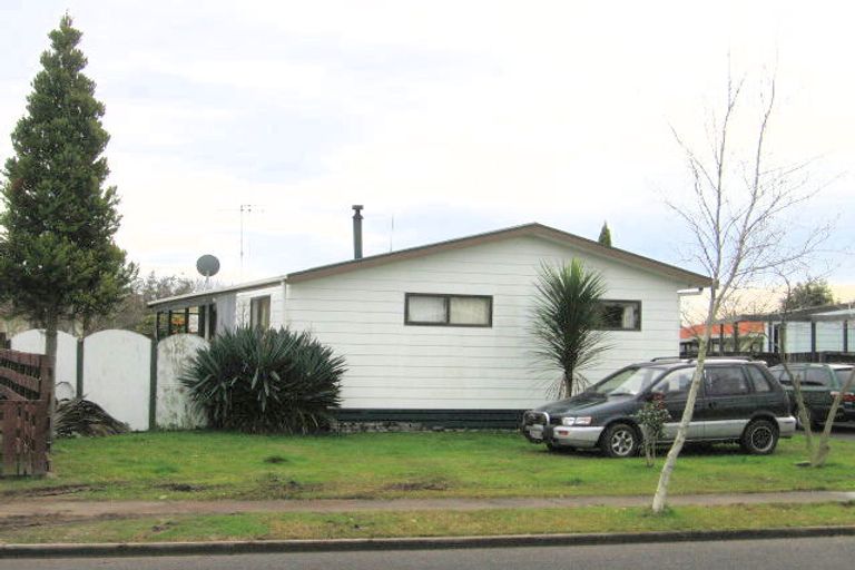 Photo of property in 10 Derby Street, Nawton, Hamilton, 3200