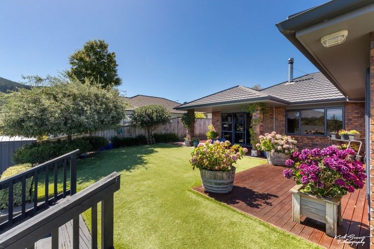 Photo of property in 94 Kirton Drive, Riverstone Terraces, Upper Hutt, 5018