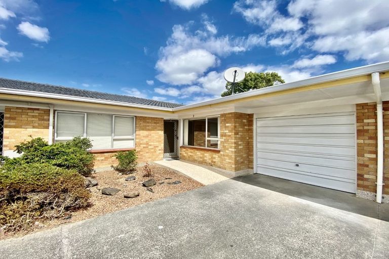 Photo of property in 2/16 Rose Road, Papatoetoe, Auckland, 2025