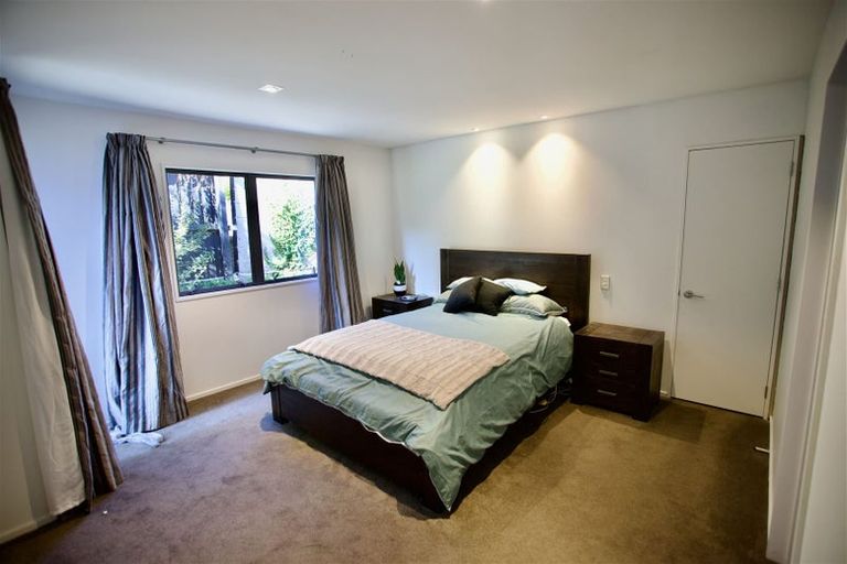 Photo of property in 88 Merivale Lane, Merivale, Christchurch, 8014