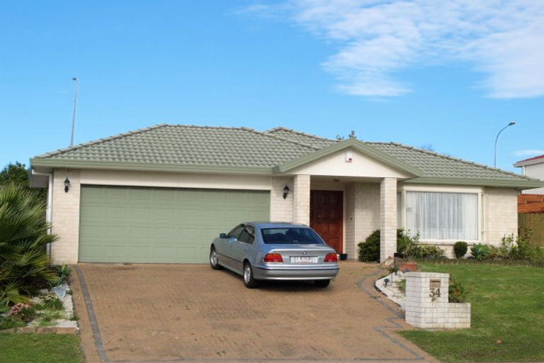 Photo of property in 34 Ambleside Drive, Northpark, Auckland, 2013