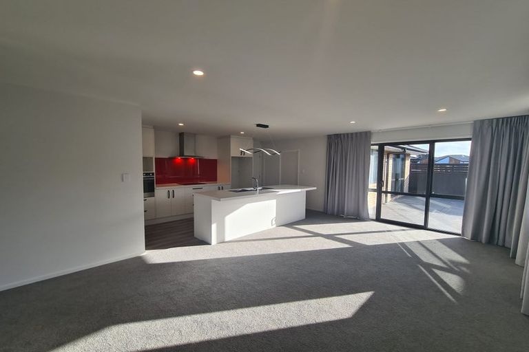 Photo of property in 9 Thomas Ellis Lane, Halswell, Christchurch, 8025