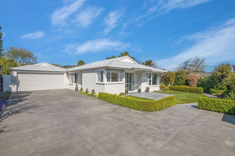 Photo of property in 22a Gamblins Road, Saint Martins, Christchurch, 8022