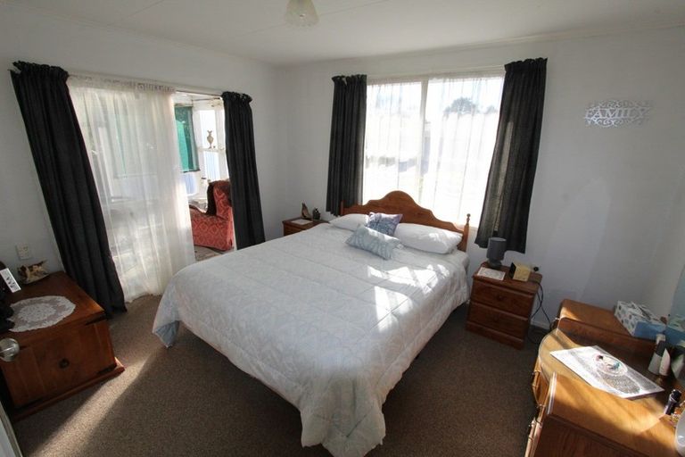 Photo of property in 28 Lancaster Crescent, Tokoroa, 3420