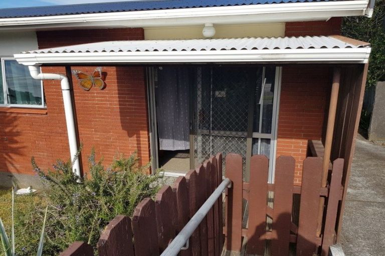 Photo of property in 1/24 Hori Street, Vogeltown, New Plymouth, 4310