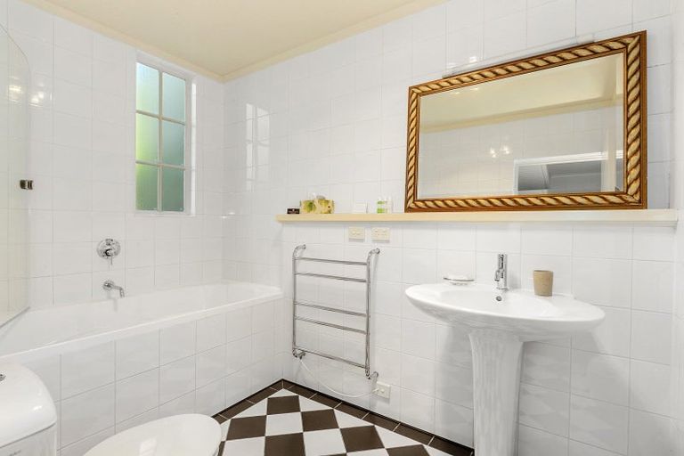 Photo of property in 1 Tui Street, Saint Leonards, Dunedin, 9022