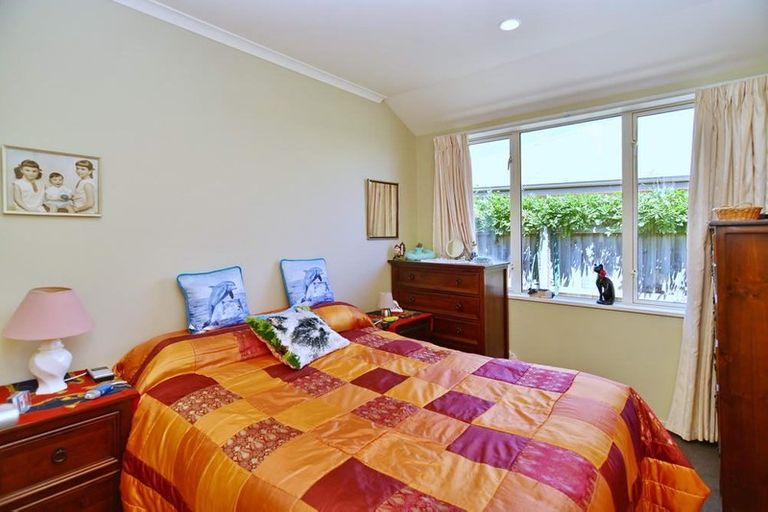 Photo of property in 12 Amberley Beach Road, Amberley, 7410