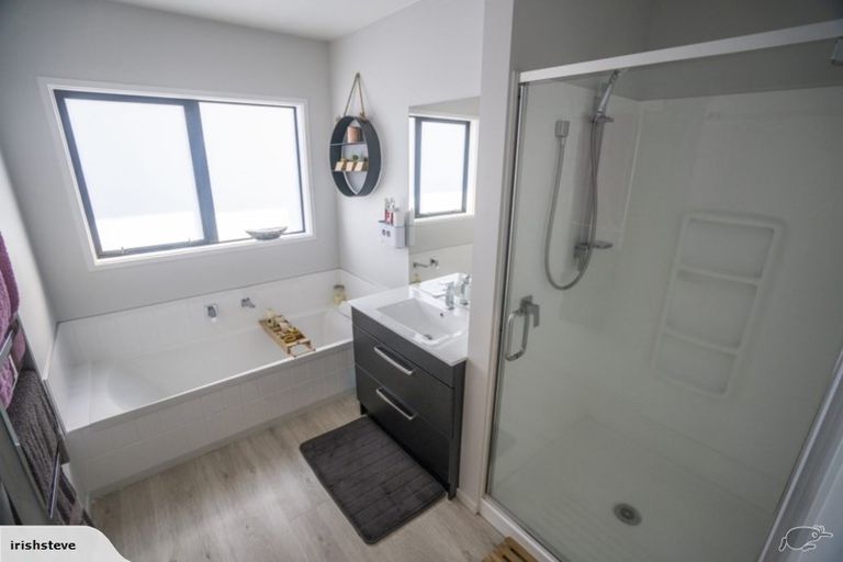 Photo of property in 193 Ballintoy Park Drive, Welcome Bay, Tauranga, 3175