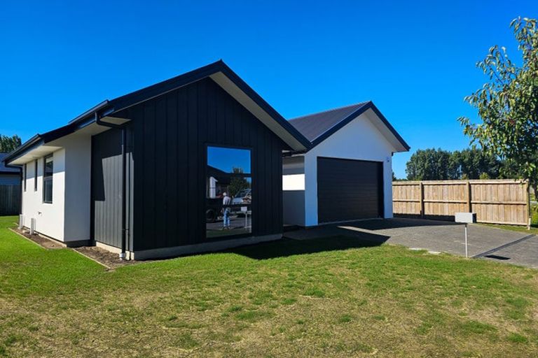 Photo of property in 3 Cutler Street, Woodend, 7610