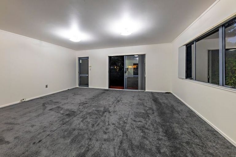 Photo of property in 30a Barneys Farm Road, Clendon Park, Auckland, 2103