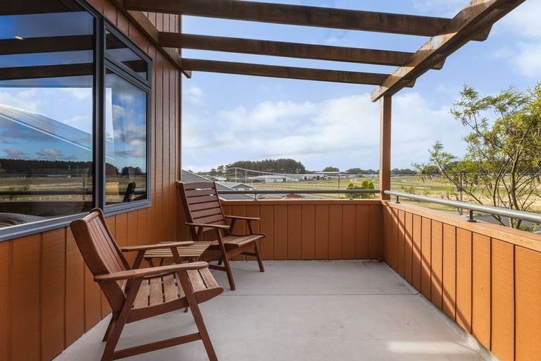 Photo of property in 17 Victoria Street, Foxton, 4814