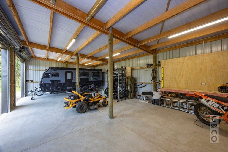 Photo of property in 43 Awatiro Drive, Kaukapakapa, 0871