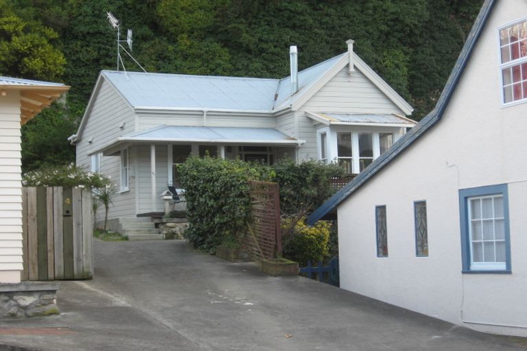 Photo of property in 6b Coote Road, Bluff Hill, Napier, 4110