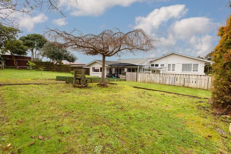 Photo of property in 11 Ries Street, Dannevirke, 4930