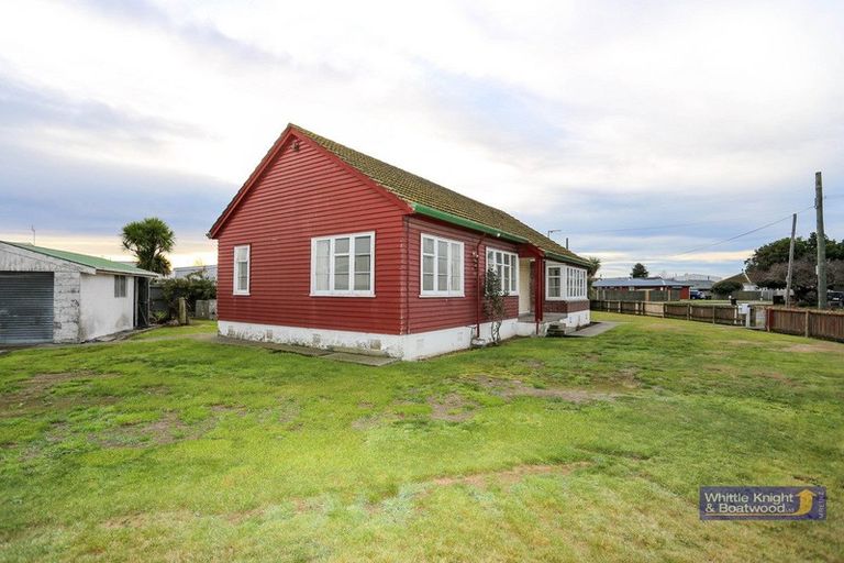 Photo of property in 20 Dickson Crescent, Hornby, Christchurch, 8042