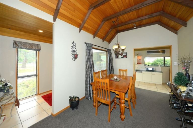 Photo of property in 27 Strathean Avenue, Avonhead, Christchurch, 8042