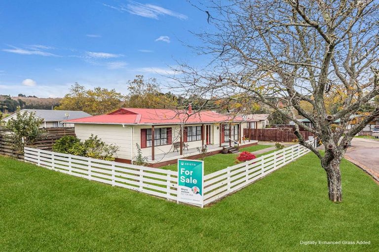 Photo of property in 8 Emme Allan Road, Kawerau, 3127