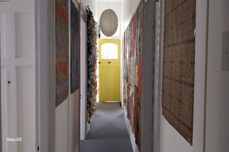 Photo of property in 17a Everton Terrace, Kelburn, Wellington, 6012