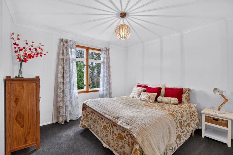 Photo of property in 28 Selwyn Road, Havelock North, 4130