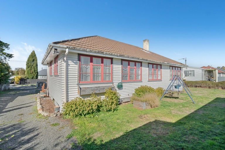 Photo of property in 32 Kummer Crescent, Masterton, 5810