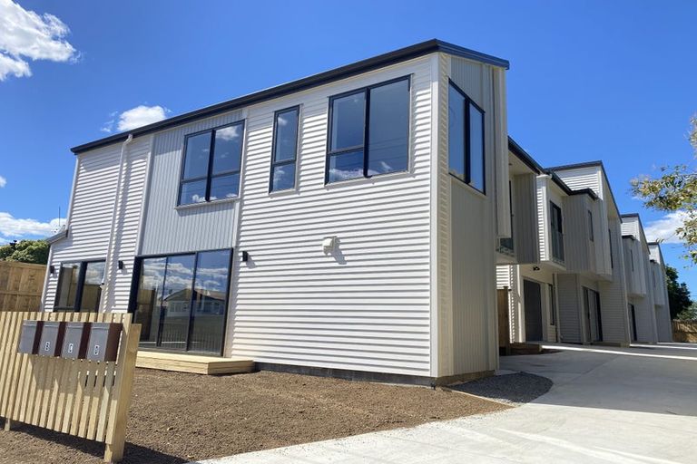 Photo of property in 26b Eddowes Street, Manurewa, Auckland, 2102