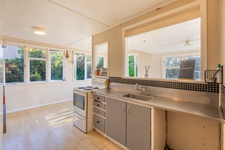 Photo of property in 1238 Cunningham Crescent, Mayfair, Hastings, 4122