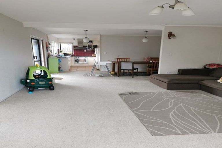 Photo of property in 13a Majesty Place, Half Moon Bay, Auckland, 2012