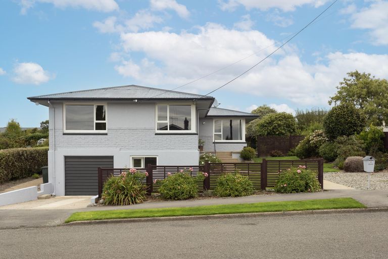 Photo of property in 4 Arthur Street, Holmes Hill, Oamaru, 9401