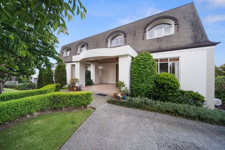 Photo of property in 19 Evelyn Road, Cockle Bay, Auckland, 2014