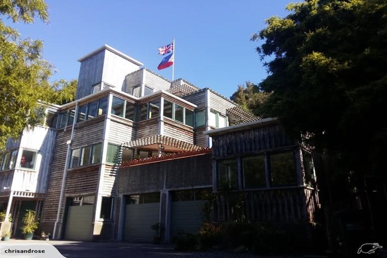 Photo of property in 90 Tawhai Street, Stokes Valley, Lower Hutt, 5019