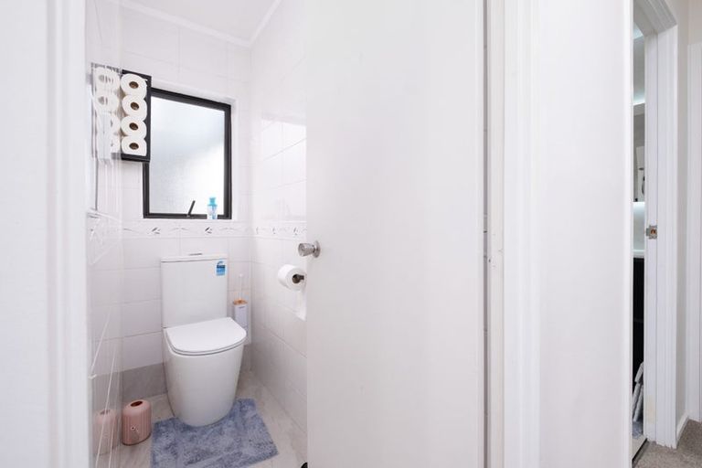 Photo of property in 44 Trimdon Street, Randwick Park, Auckland, 2105