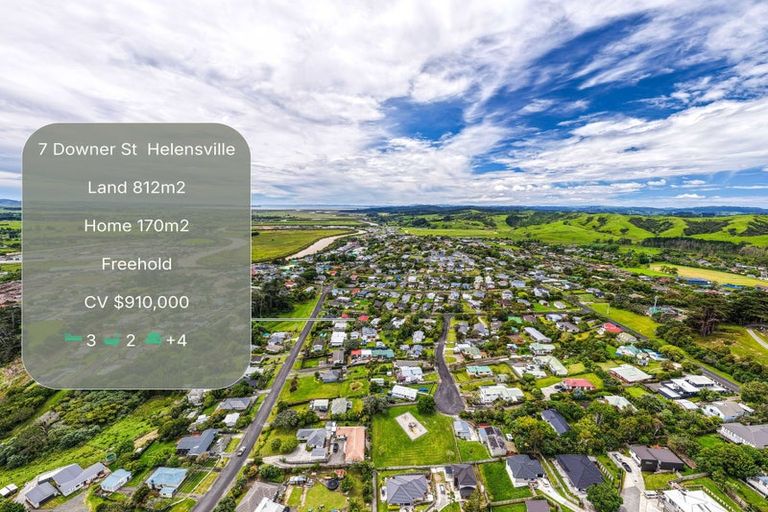 Photo of property in 7 Downer Street, Helensville, 0800